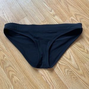 lululemon athletica Black Bikini Bottoms women’s 6